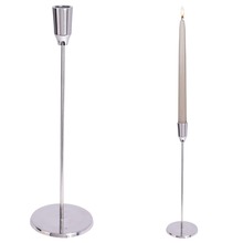 Świecznik aluminiowy stojak podstawka na długą świecę świeczkę srebrny 34,5 cm